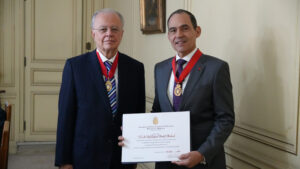 ceremonia academico correspondiente rafael badell madrid portada