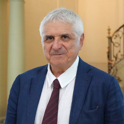 ernesto tironi barrios foto perfil